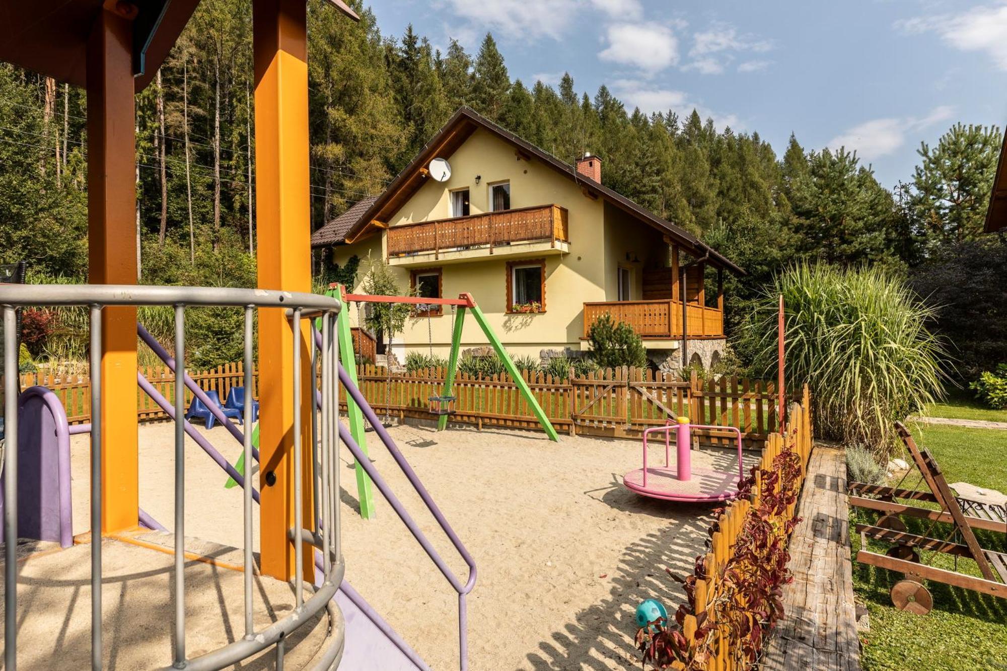 Apartamenty Zielona Owieczka Niedzica Zamek Esterno foto